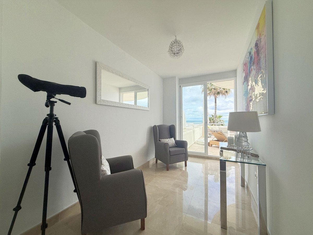 2 Bed Ground Floor Apartment in Estepona