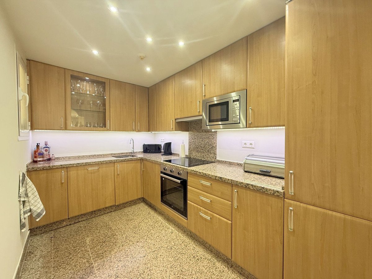 2 Bed Ground Floor Apartment in Estepona