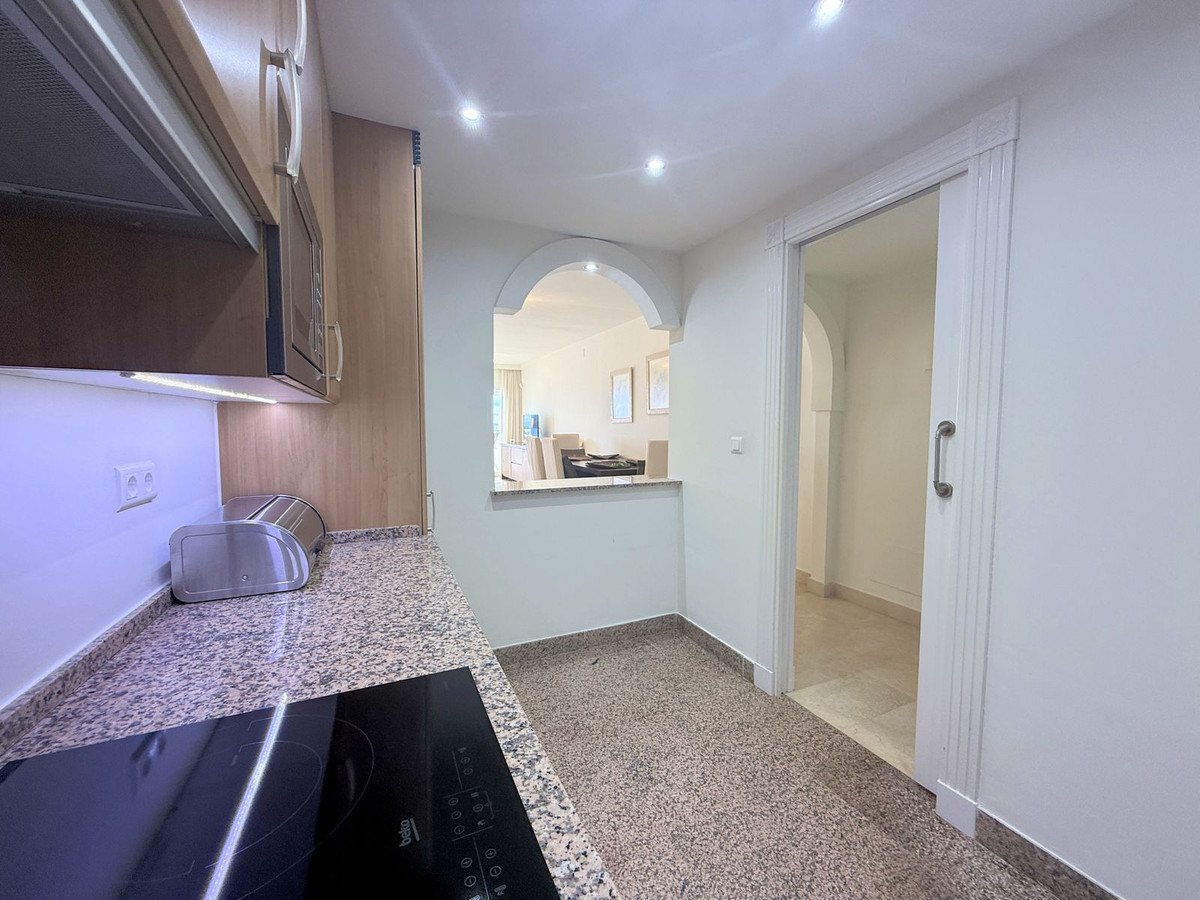 2 Bed Ground Floor Apartment in Estepona
