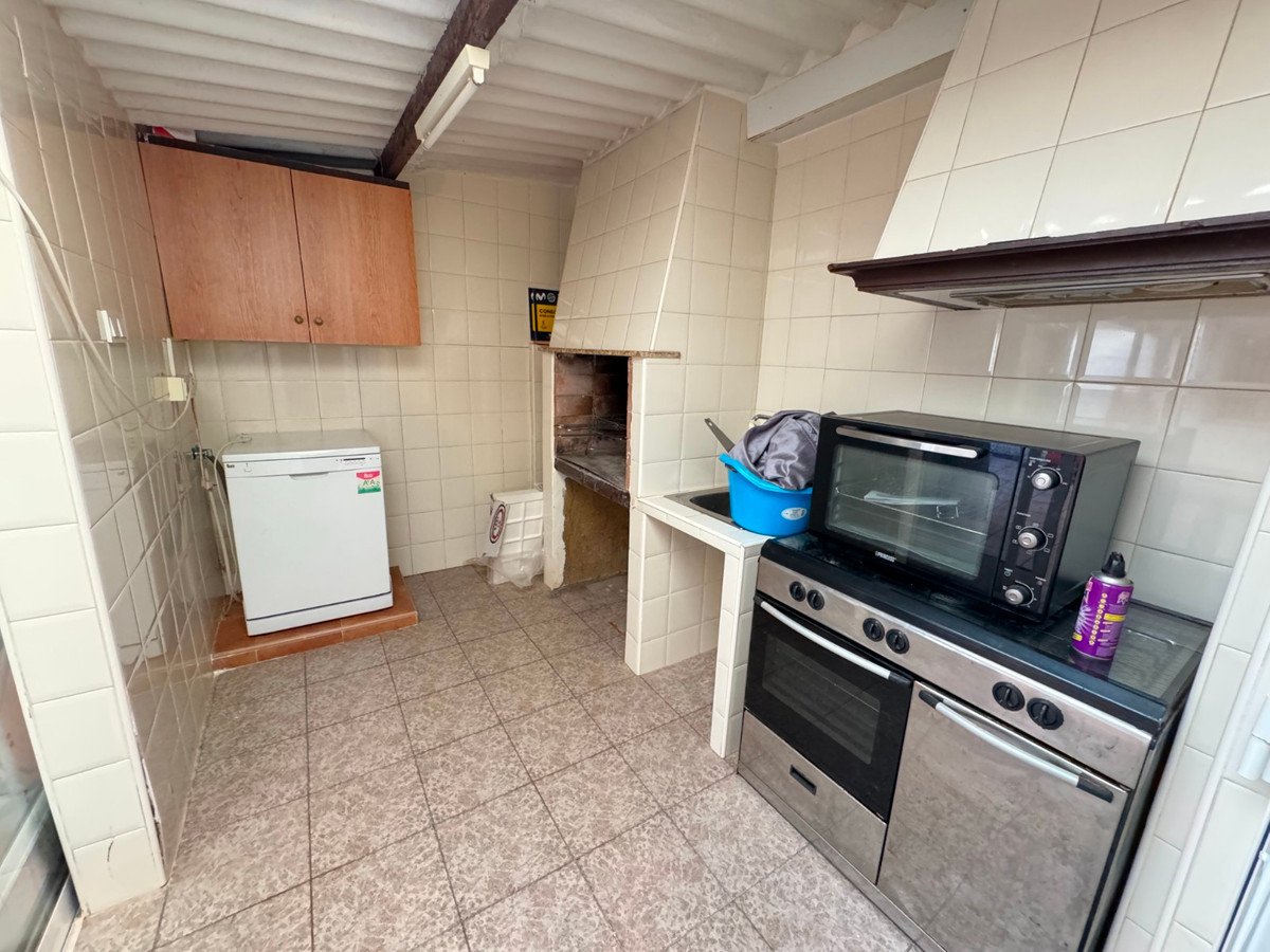 4 Bed Ground Floor Apartment in Guardamar del Segura