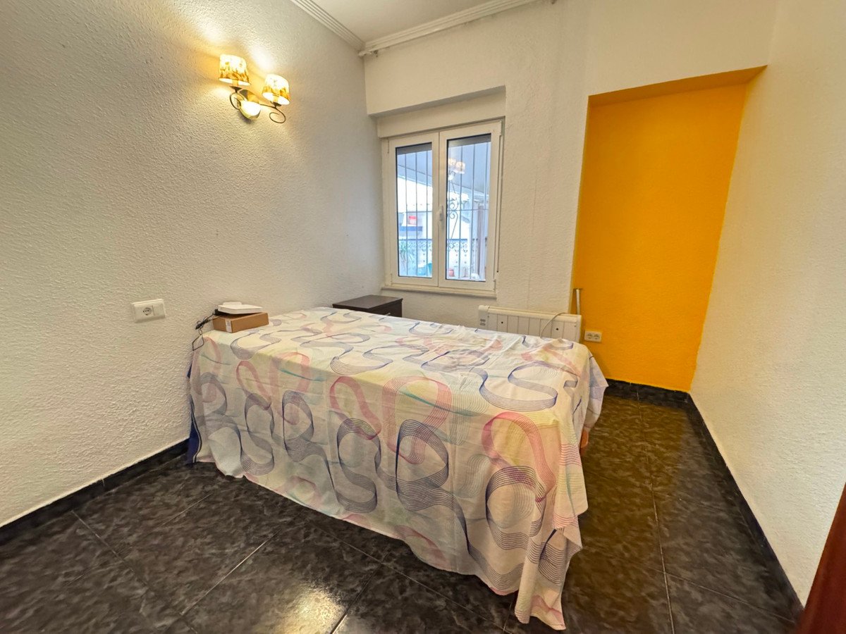 4 Bed Ground Floor Apartment in Guardamar del Segura