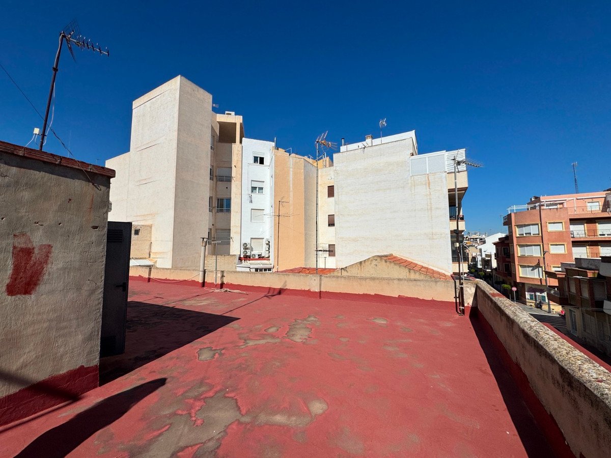 4 Bed Ground Floor Apartment in Guardamar del Segura