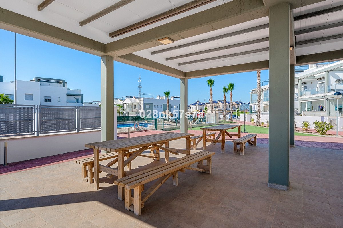 3 Bed Townhouse in La Florida