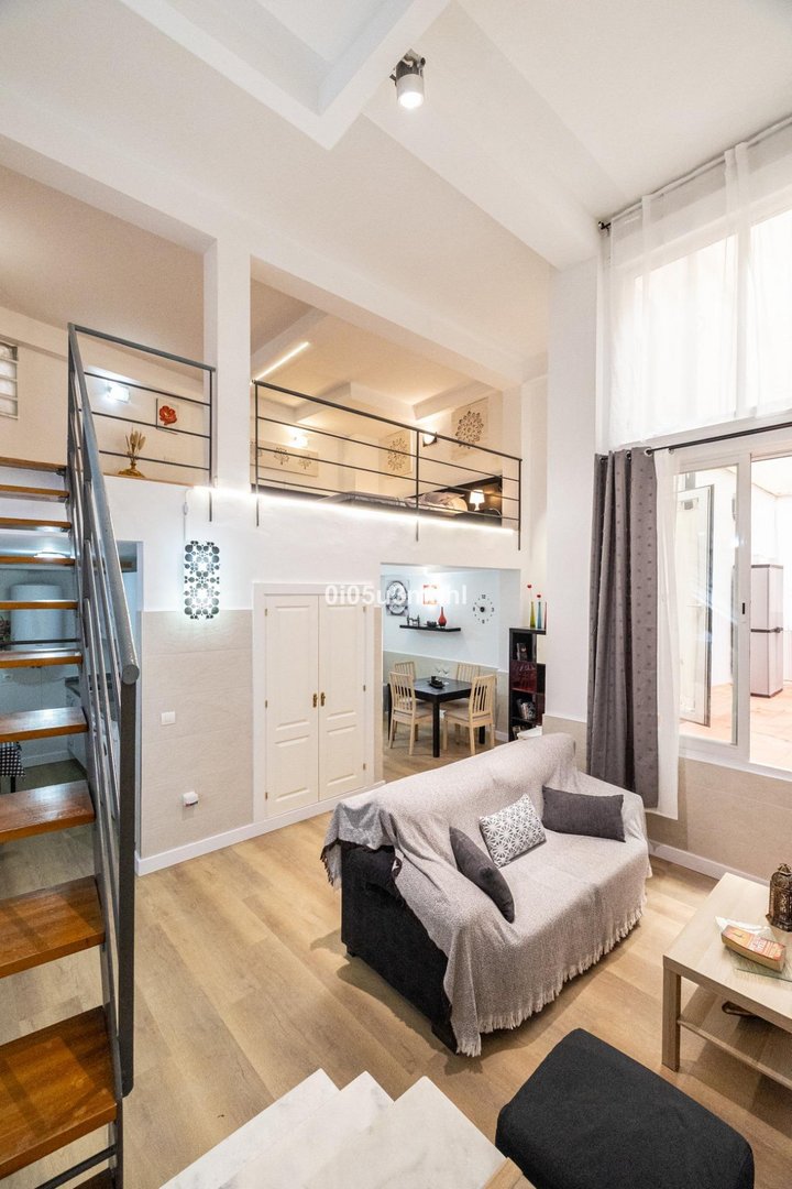2 Bed Ground Floor Apartment in Centro Histórico