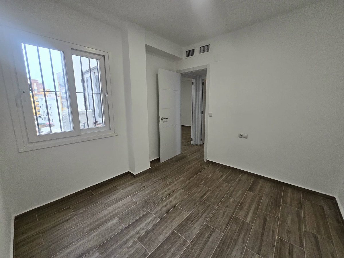 3 Bed Middle Floor Apartment in Málaga