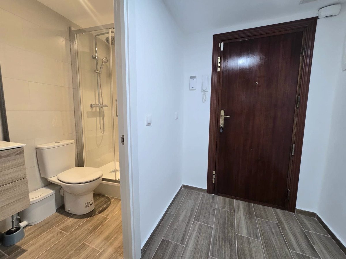 3 Bed Middle Floor Apartment in Málaga