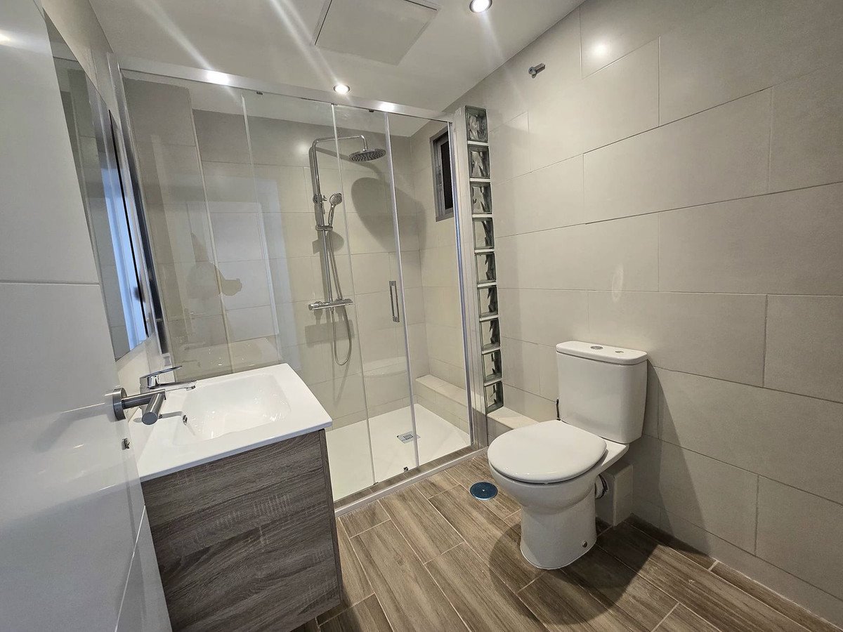 3 Bed Middle Floor Apartment in Málaga