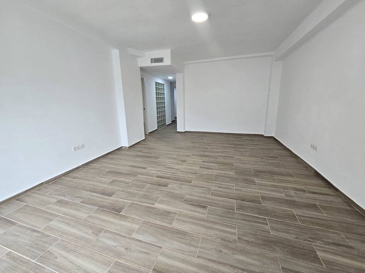 3 Bed Middle Floor Apartment in Málaga