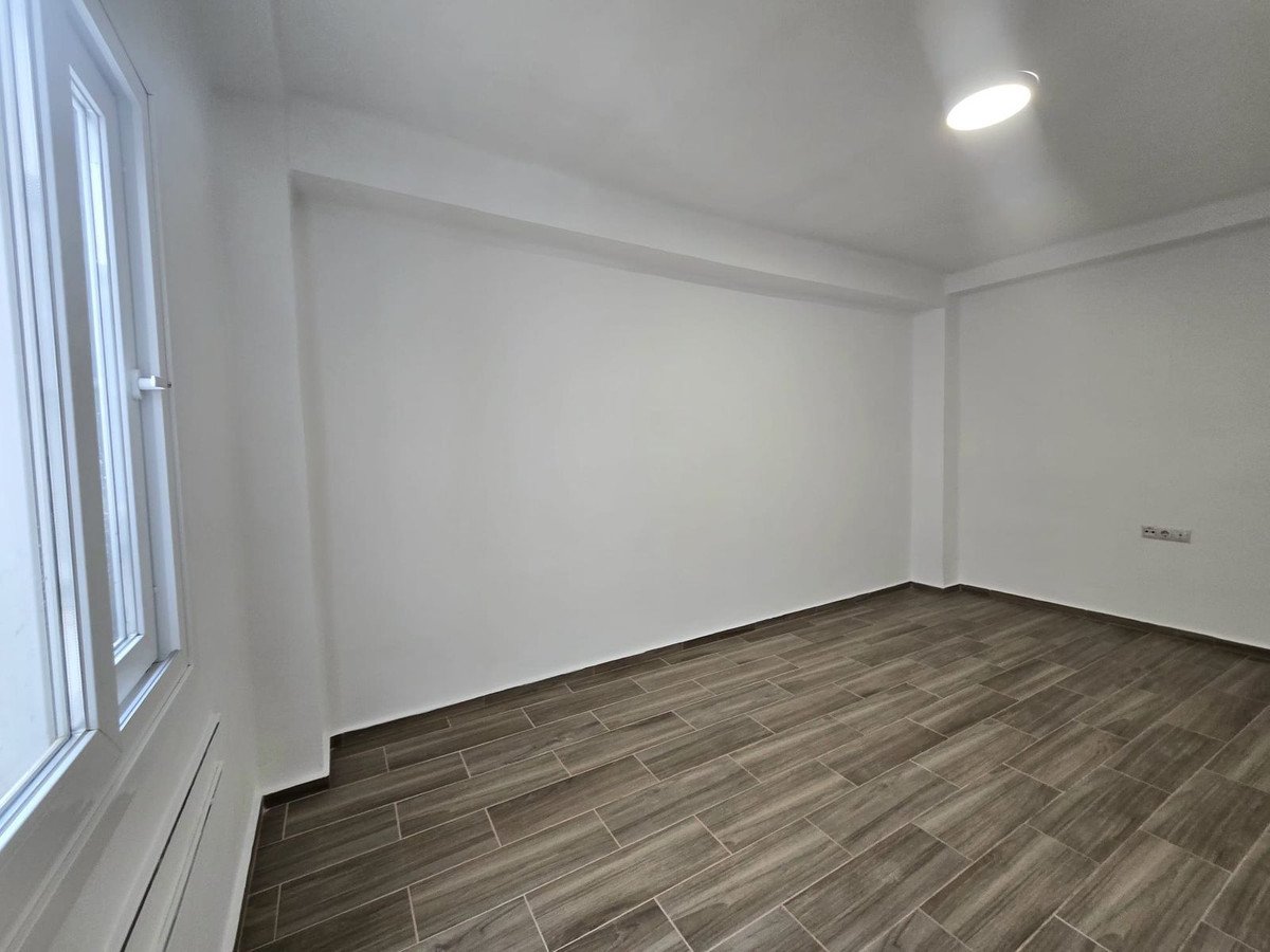 3 Bed Middle Floor Apartment in Málaga