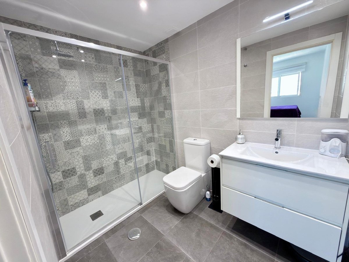 2 Bed Middle Floor Apartment in Villajoyosa