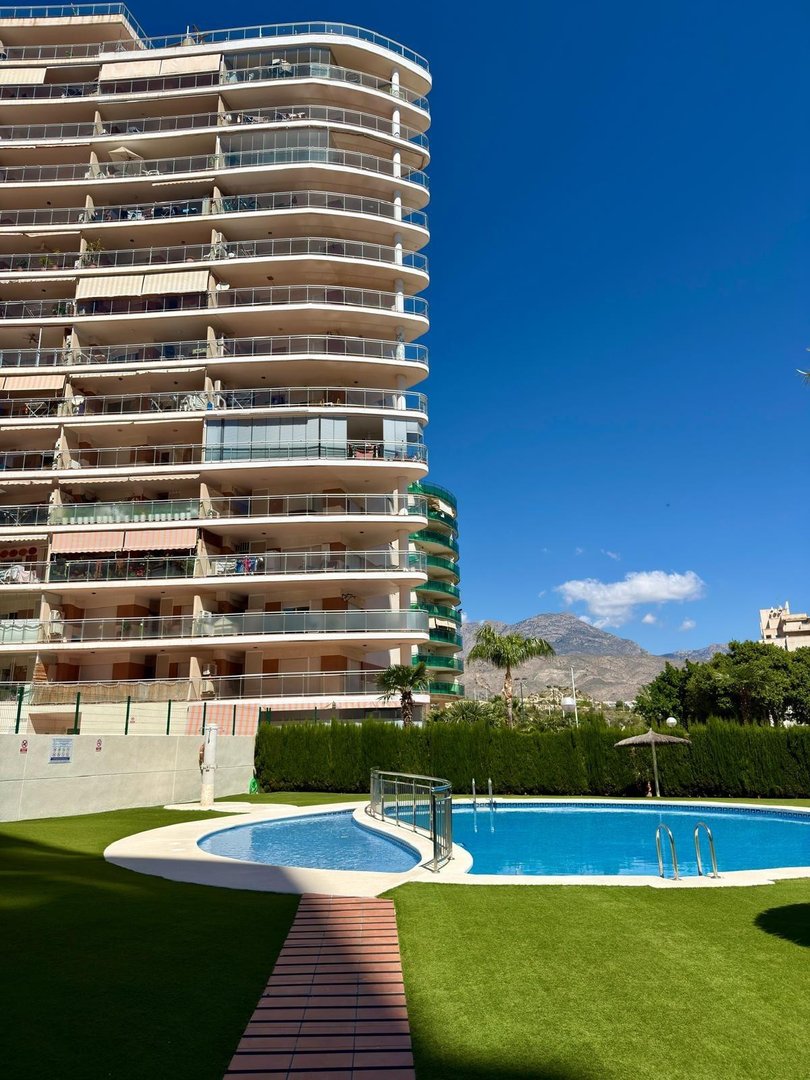 2 Bed Middle Floor Apartment in Villajoyosa