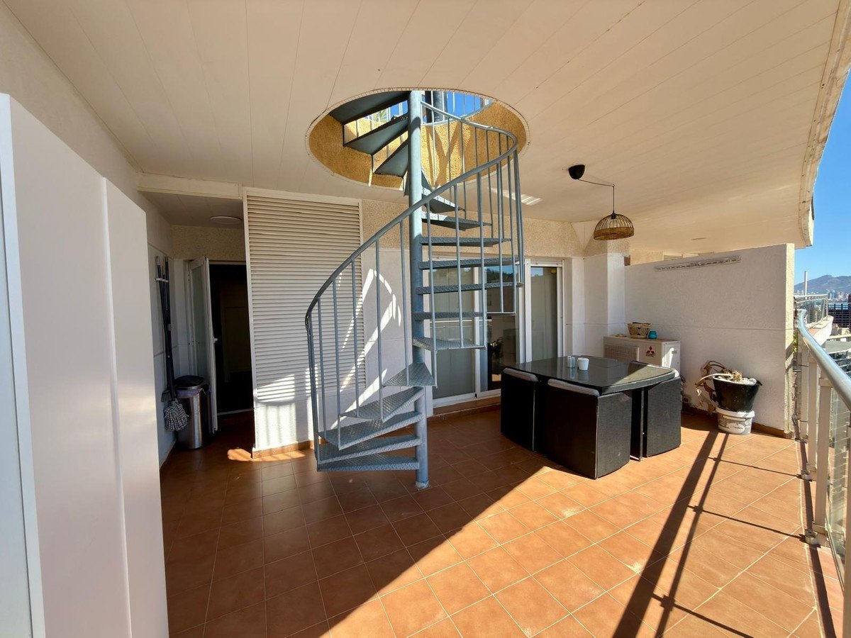 2 Bed Middle Floor Apartment in Villajoyosa