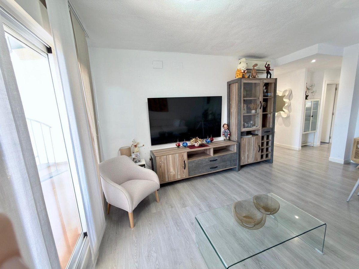 2 Bed Middle Floor Apartment in Villajoyosa
