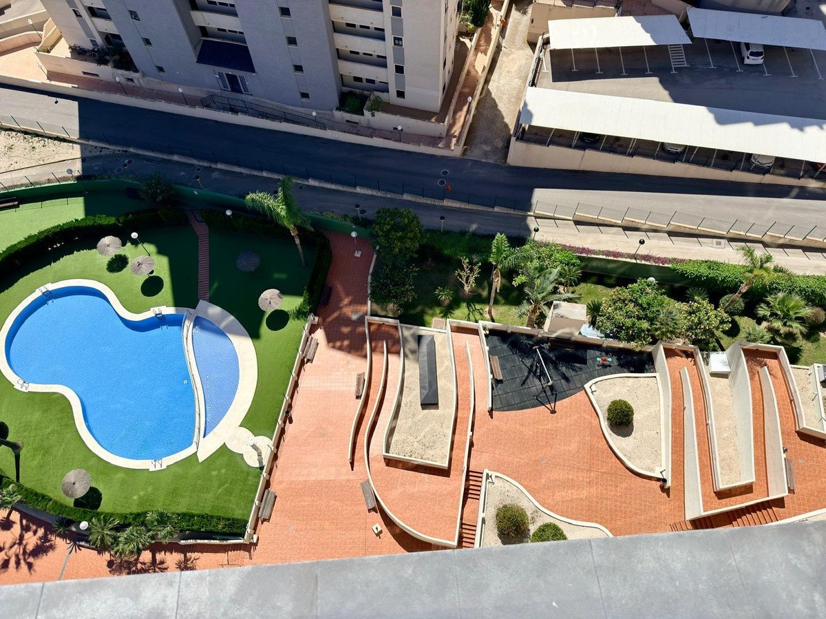 2 Bed Middle Floor Apartment in Villajoyosa