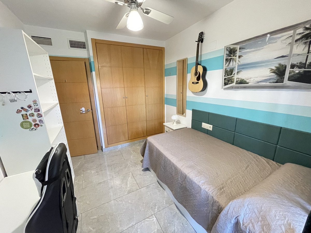 3 Bed Middle Floor Apartment in Marbella