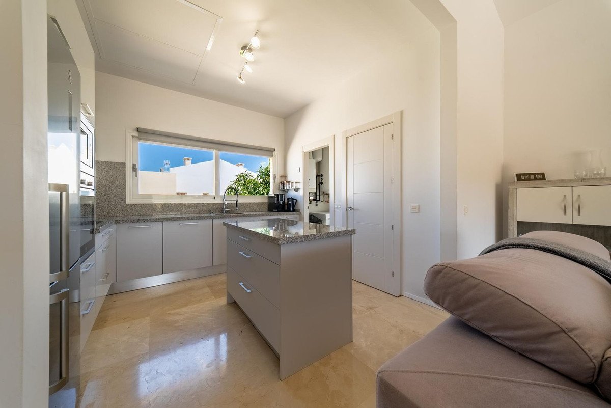 3 Bed Detached Villa in Coín