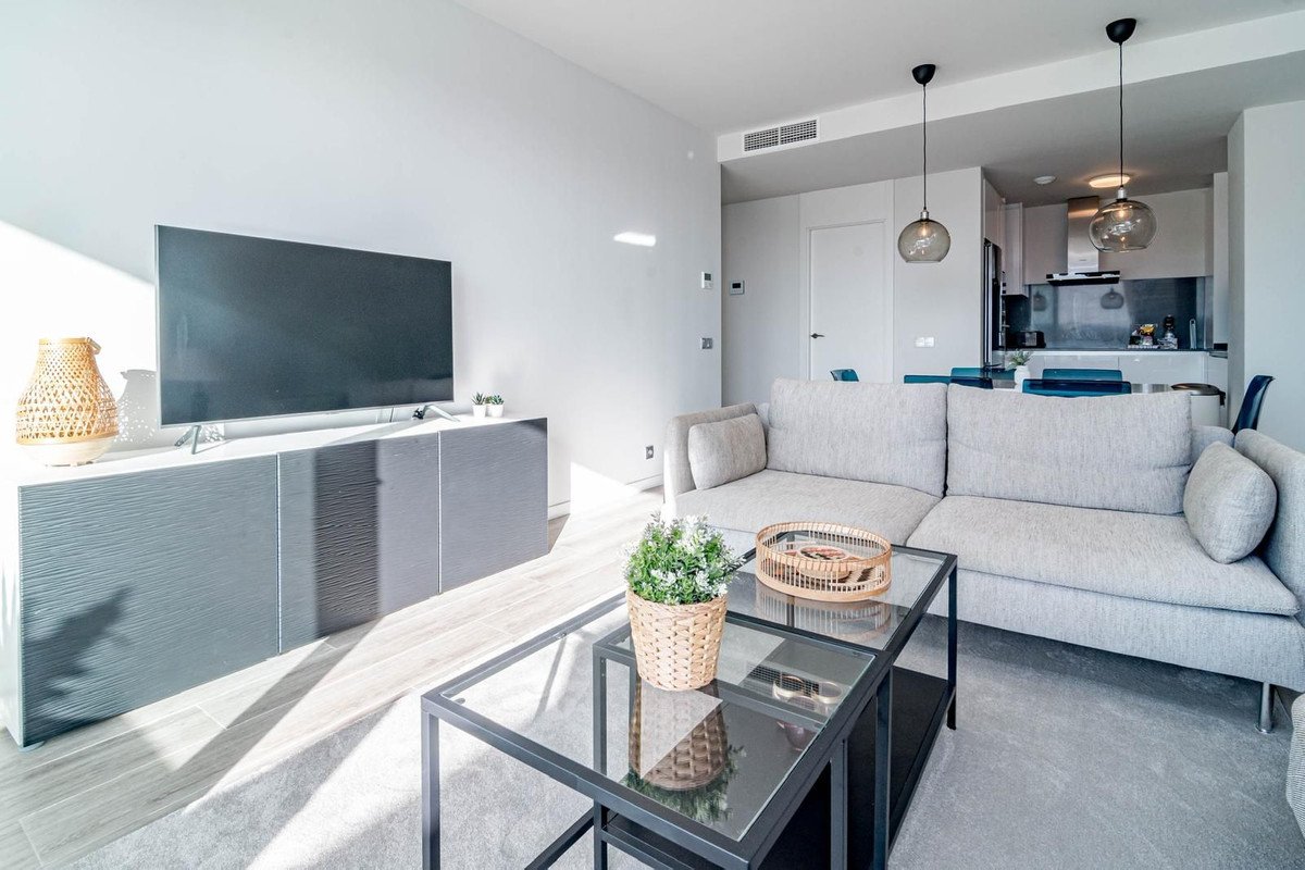 3 Bed Middle Floor Apartment in Cancelada