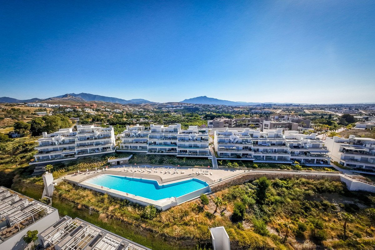 2 Bed Ground Floor Apartment in Cancelada
