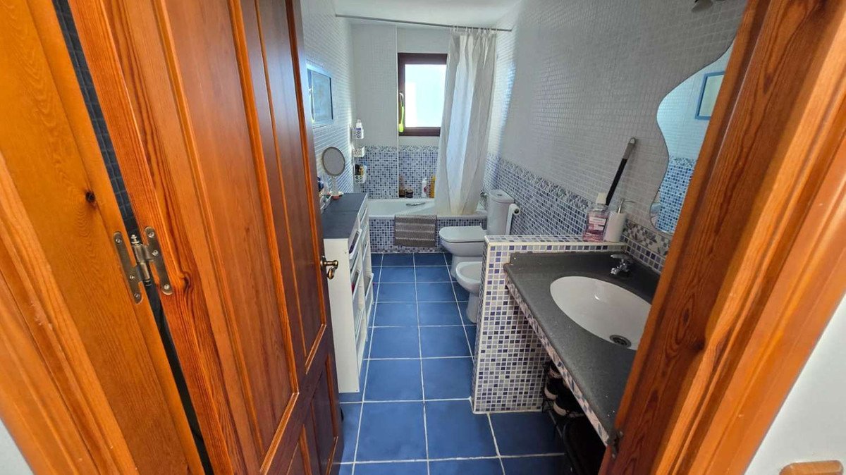 6 Bed Detached Villa in Alhaurín de la Torre