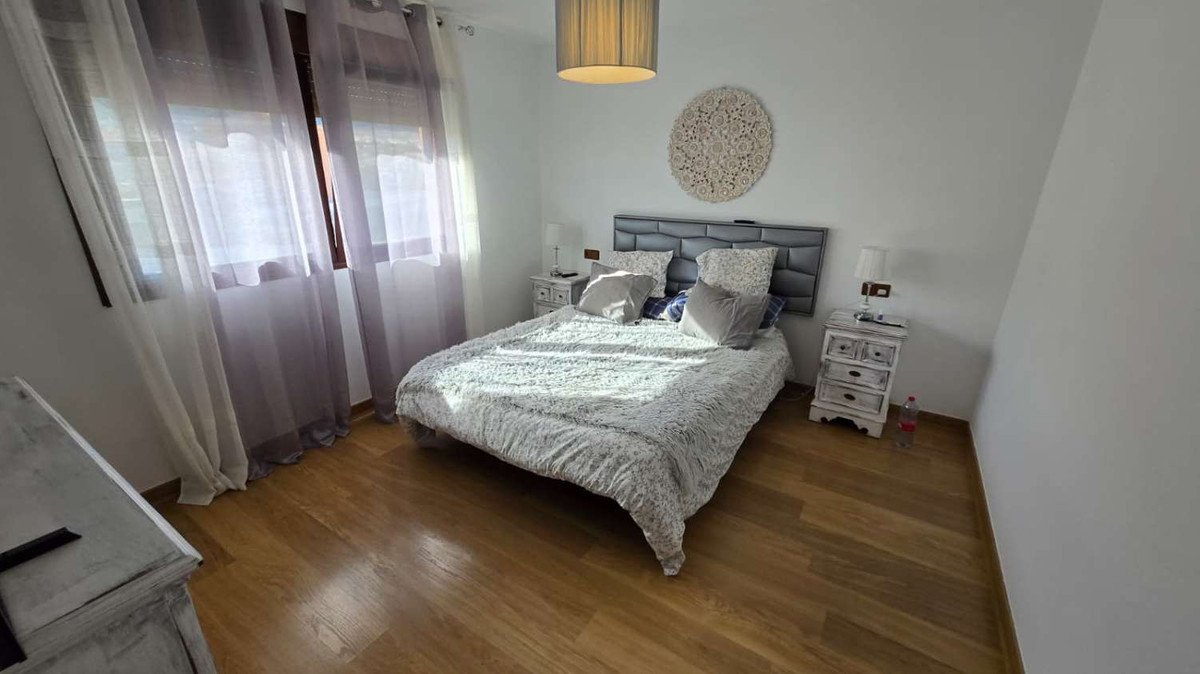 6 Bed Detached Villa in Alhaurín de la Torre