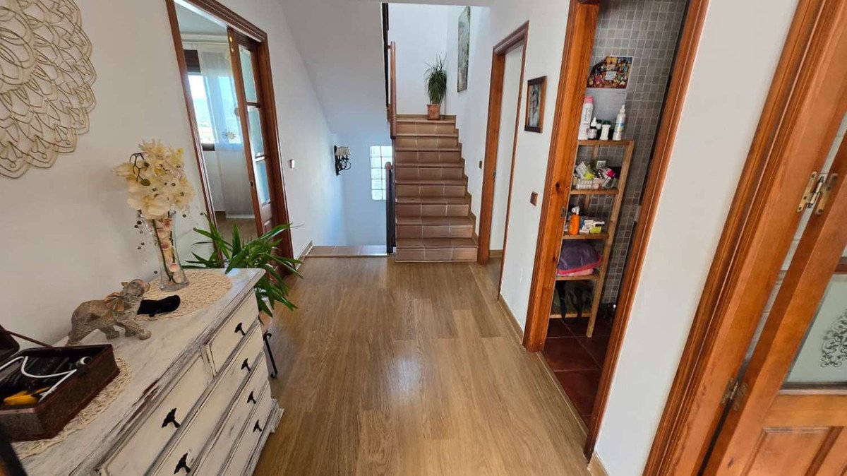 6 Bed Detached Villa in Alhaurín de la Torre