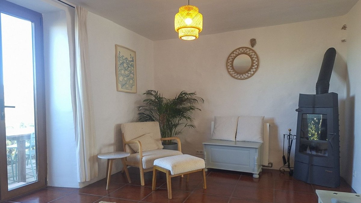 8 Bed Finca - Cortijo in Casabermeja