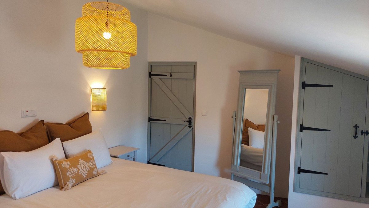 8 Bed Finca - Cortijo in Casabermeja