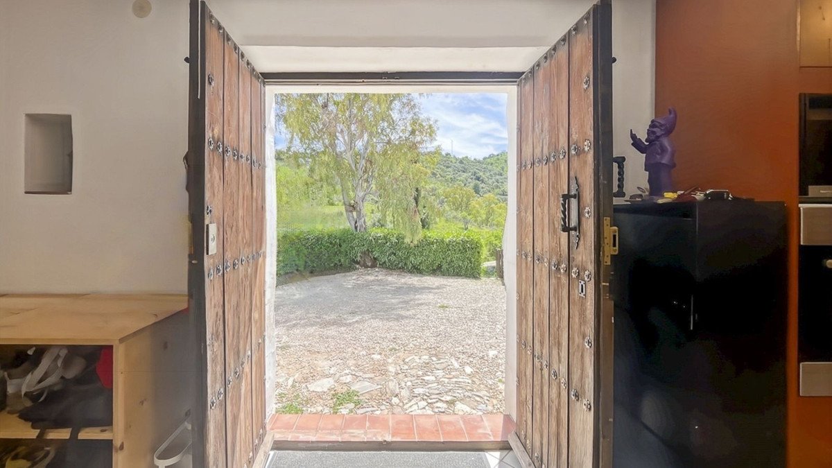 8 Bed Finca - Cortijo in Casabermeja
