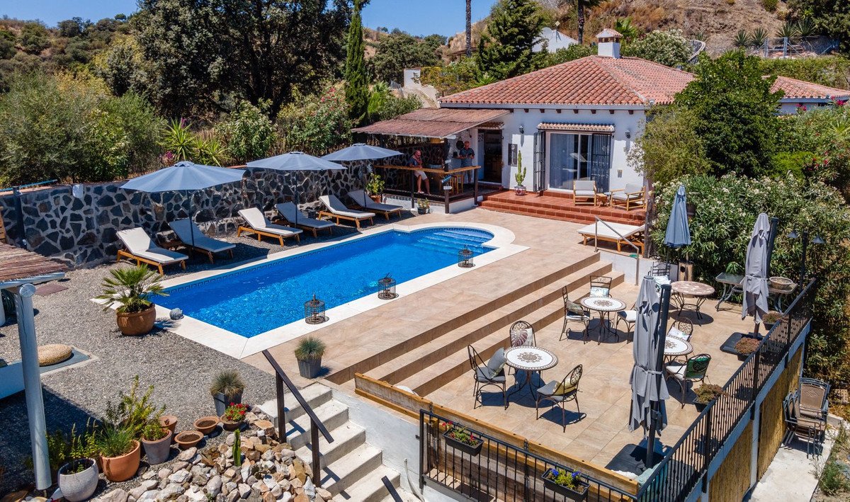 4 Bed Detached Villa in Alhaurín el Grande