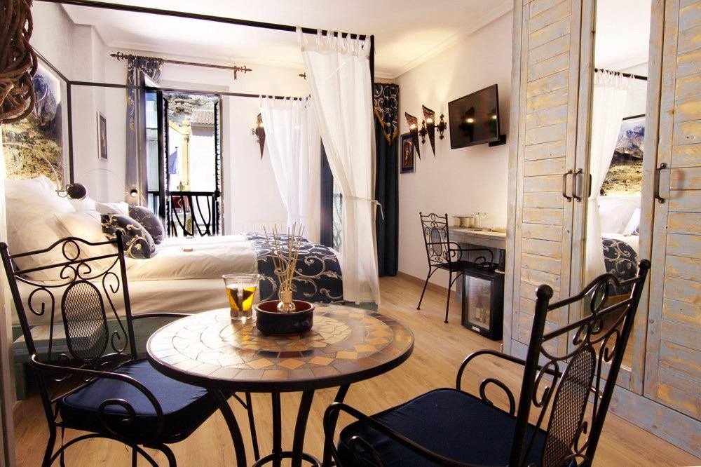 7 Bed Hotel in Busot