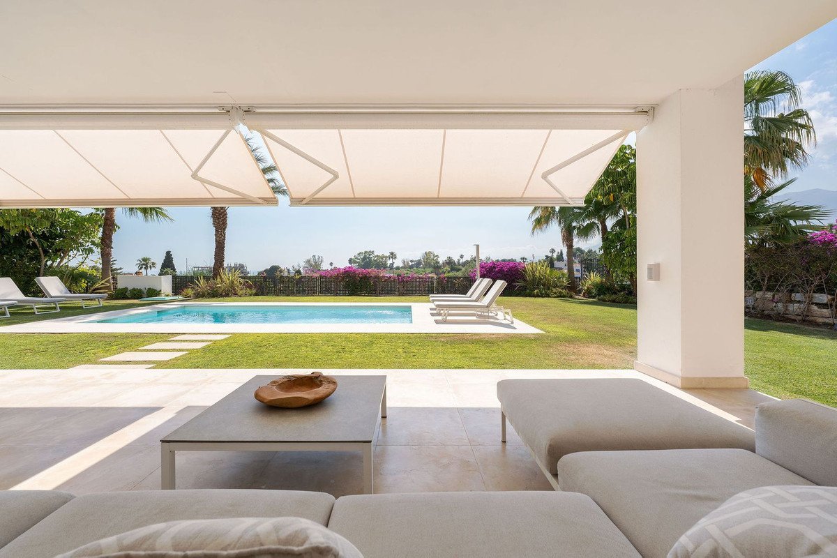 4 Bed Detached Villa in Río Real