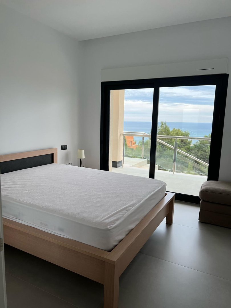 5 Bed Detached Villa in Altea