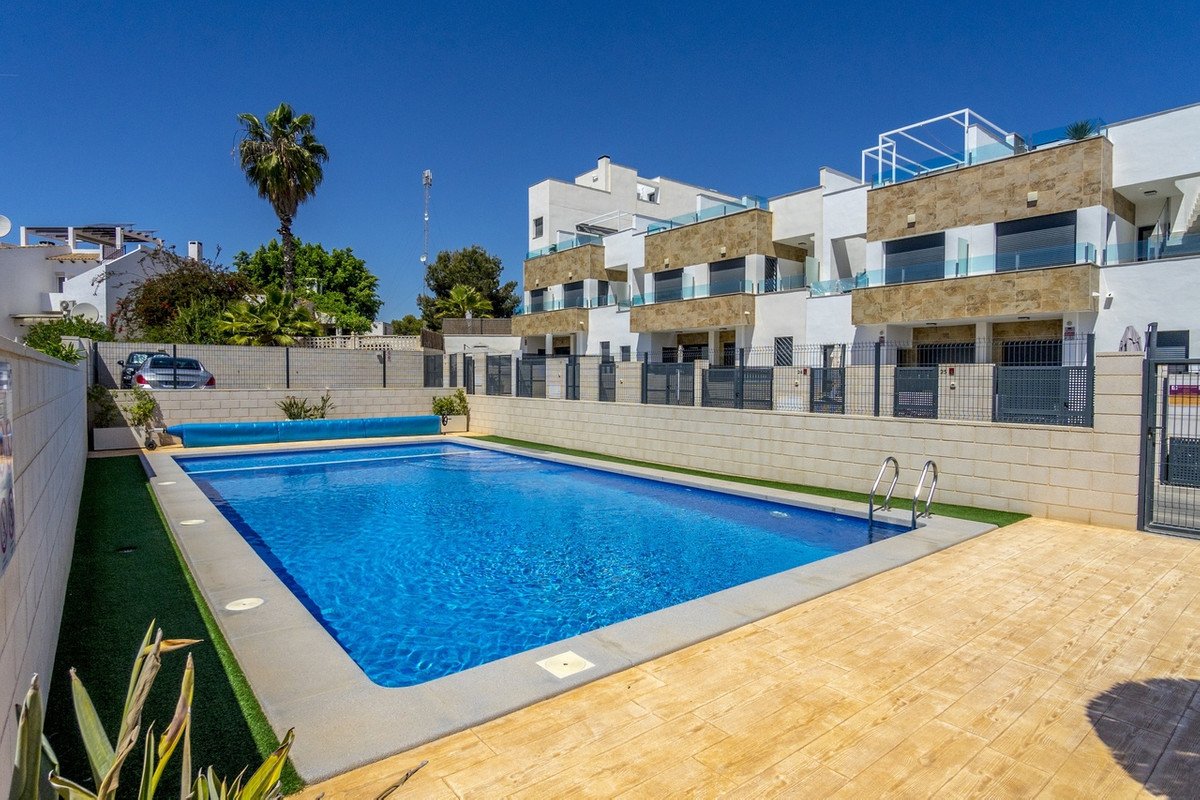 3 Bed Townhouse in Villamartin
