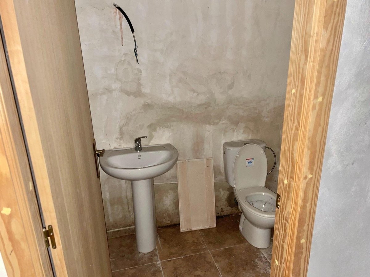 Commercial in Santa Pola