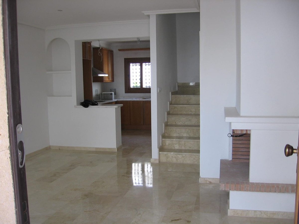 2 Bed Townhouse in Villamartin
