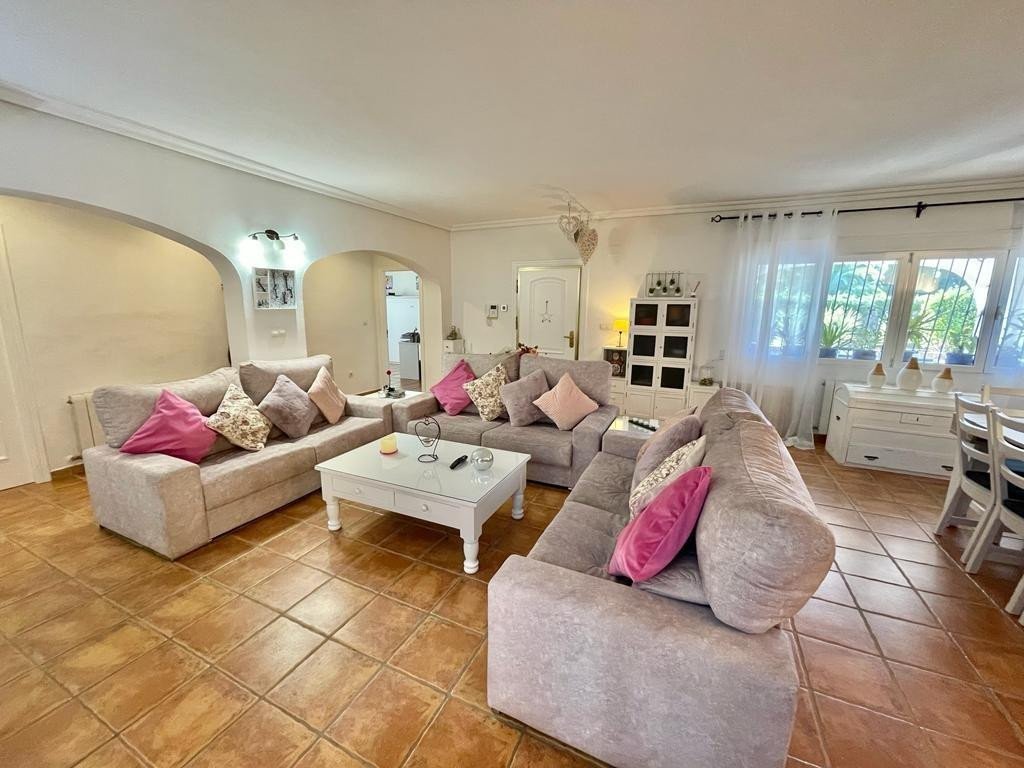 8 Bed Detached Villa in Gran Alacant