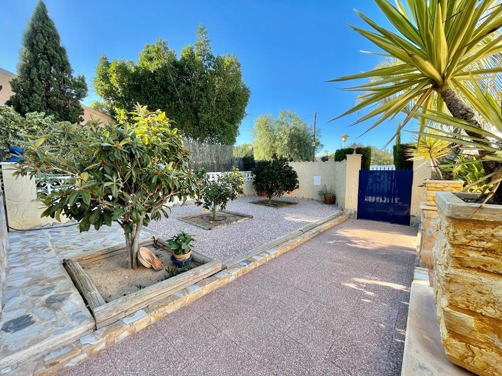 8 Bed Detached Villa in Gran Alacant