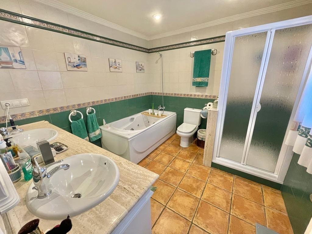 8 Bed Detached Villa in Gran Alacant