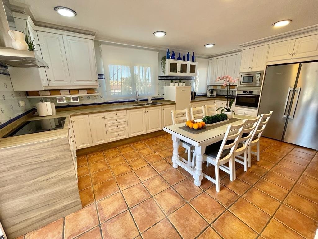 8 Bed Detached Villa in Gran Alacant