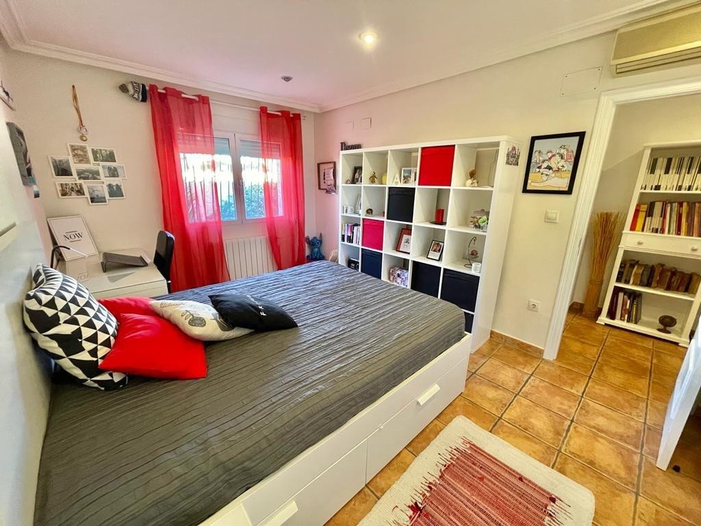 8 Bed Detached Villa in Gran Alacant