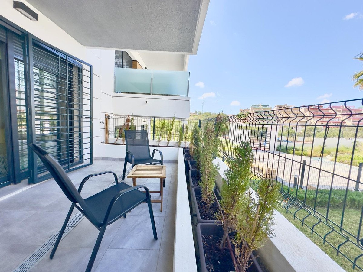 2 Bed Ground Floor Apartment in Orihuela Costa