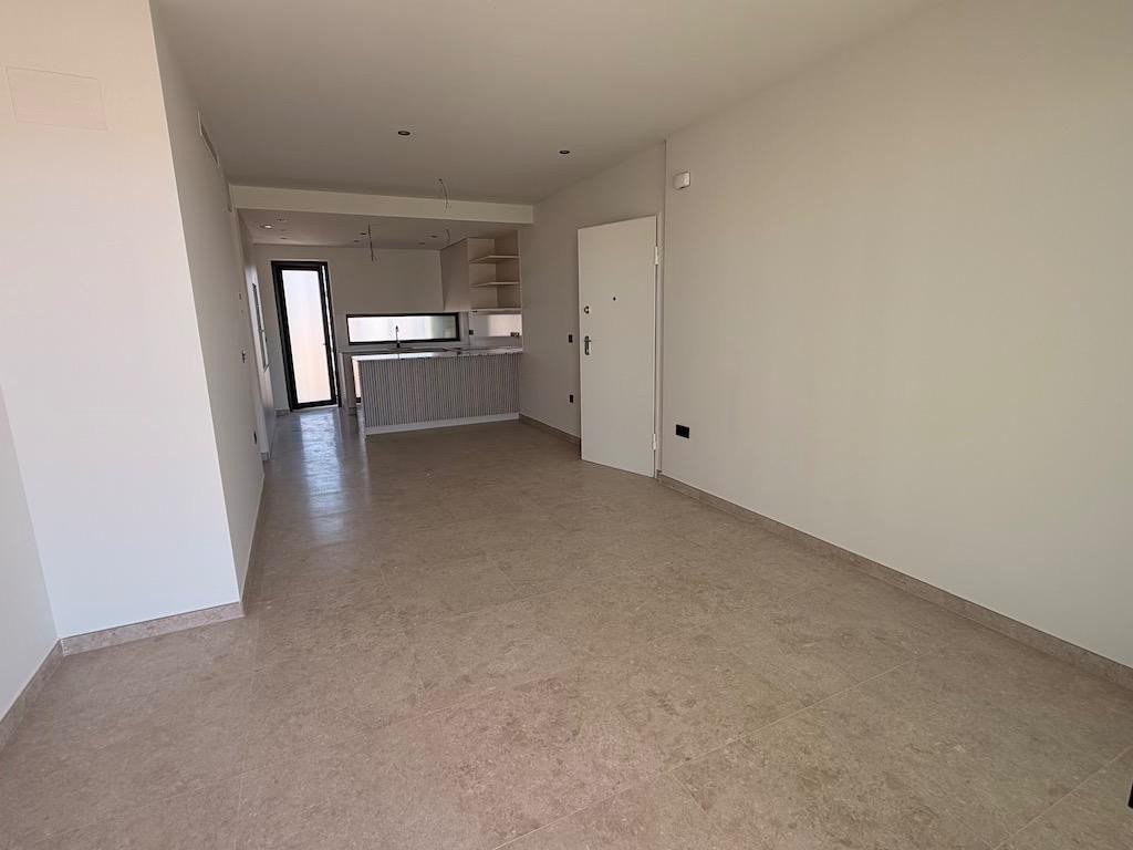 2 Bed Ground Floor Apartment in Los Alcazares