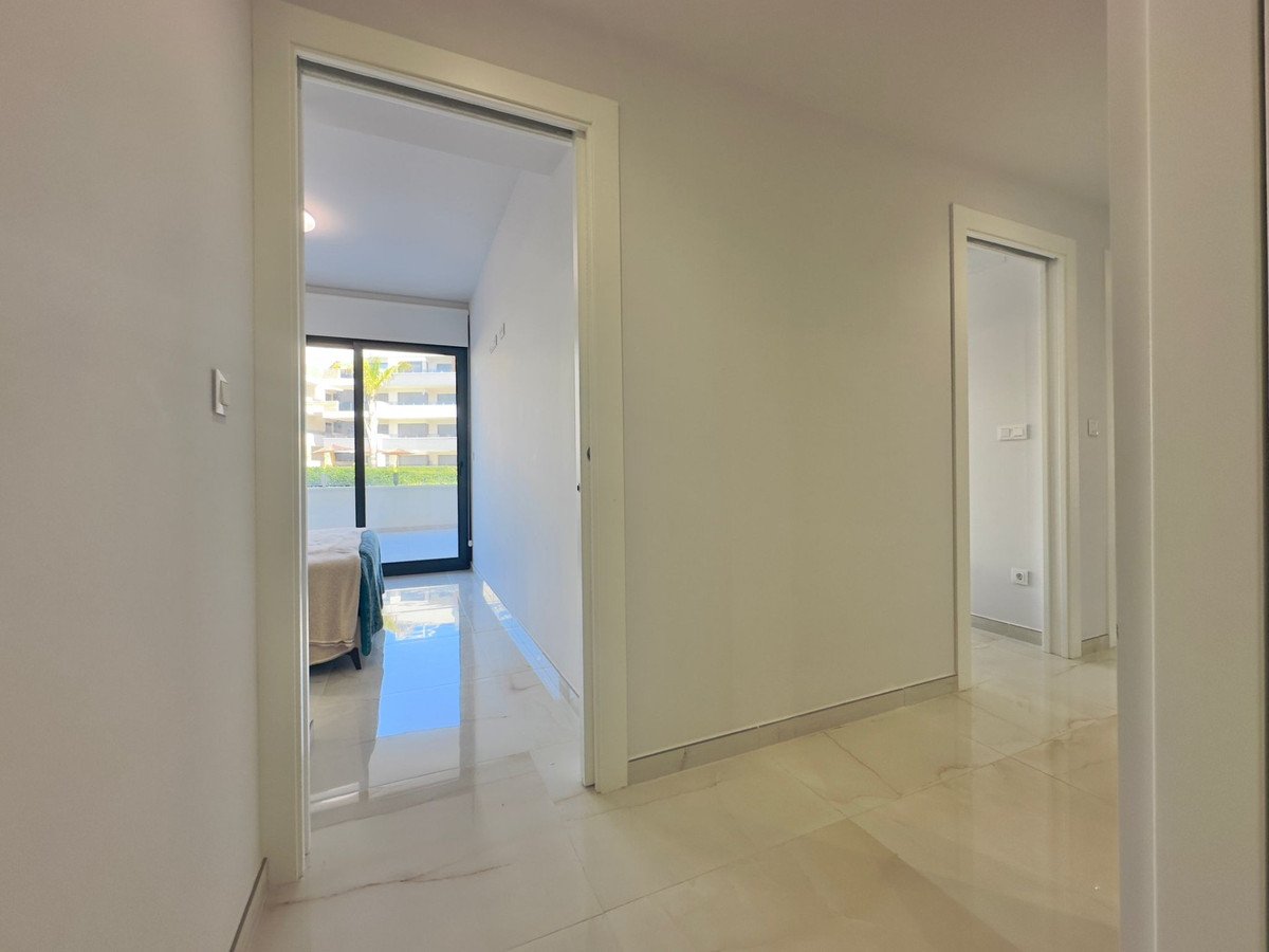 3 Bed Ground Floor Apartment in Playa Flamenca