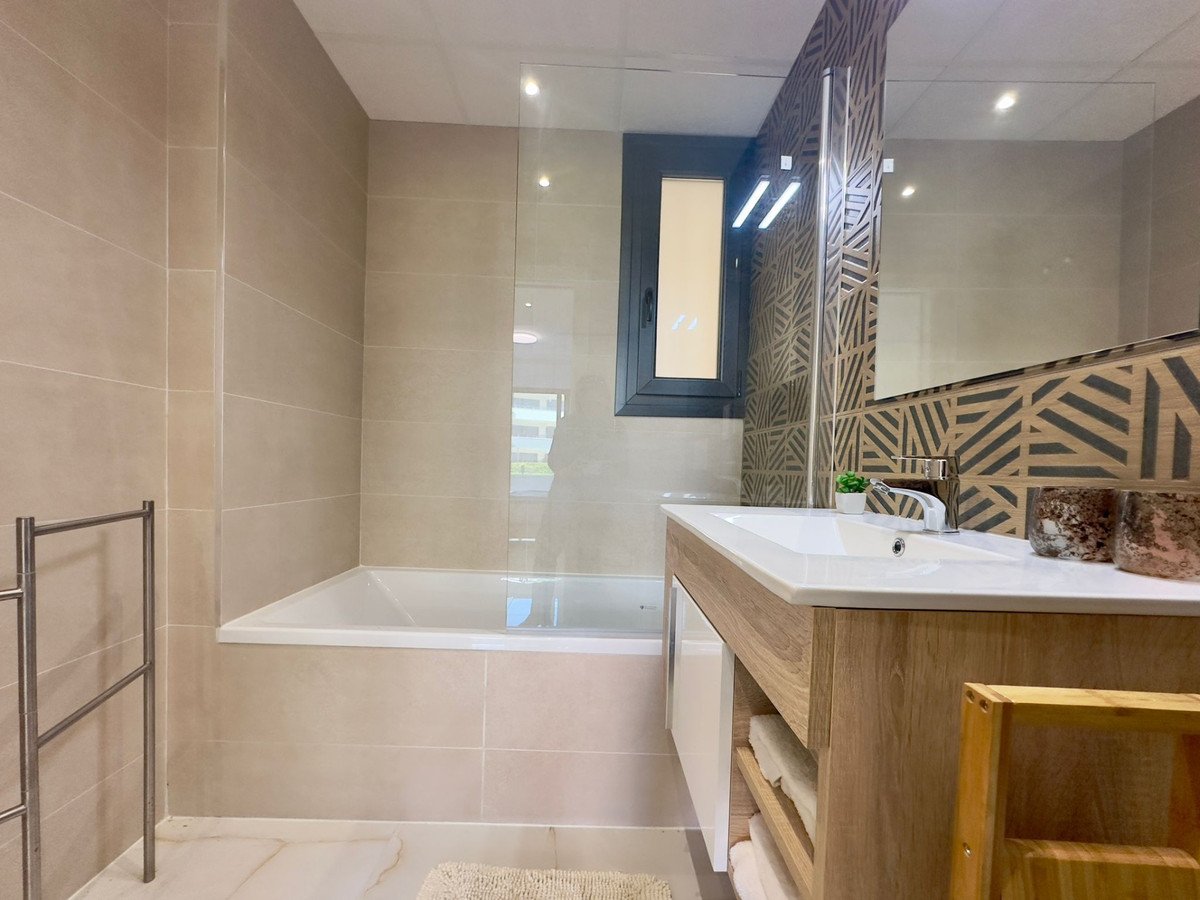3 Bed Ground Floor Apartment in Playa Flamenca