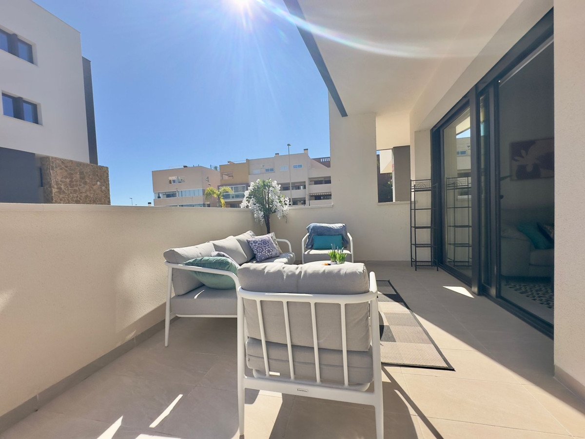3 Bed Ground Floor Apartment in Playa Flamenca