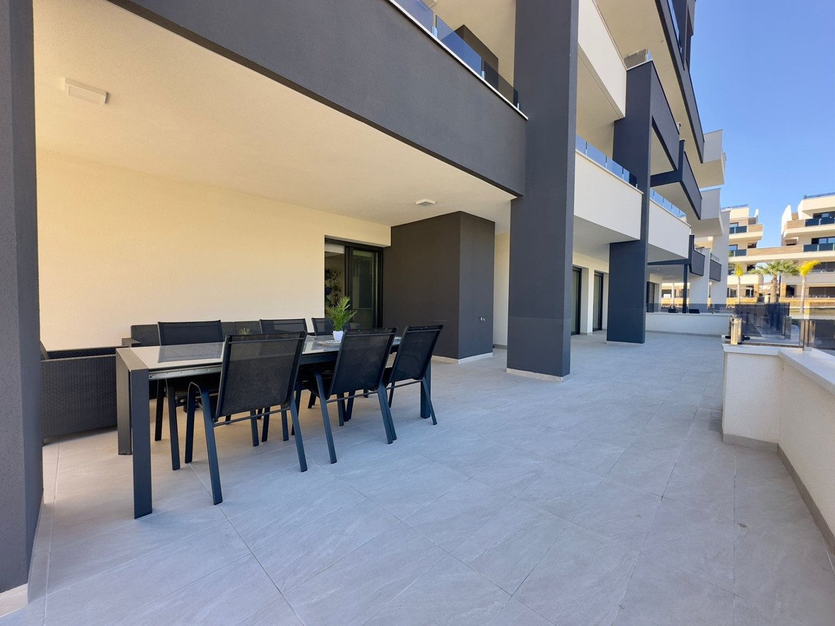 3 Bed Ground Floor Apartment in Playa Flamenca