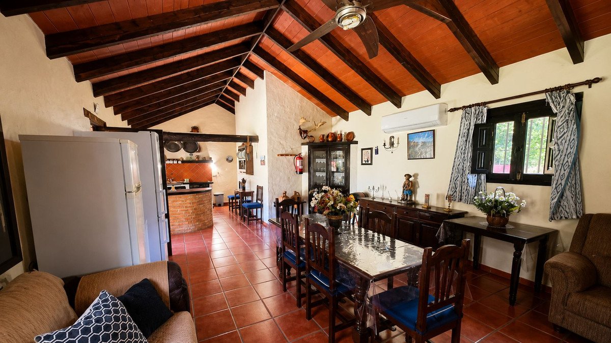 4 Bed Finca - Cortijo in Jimena de la Frontera