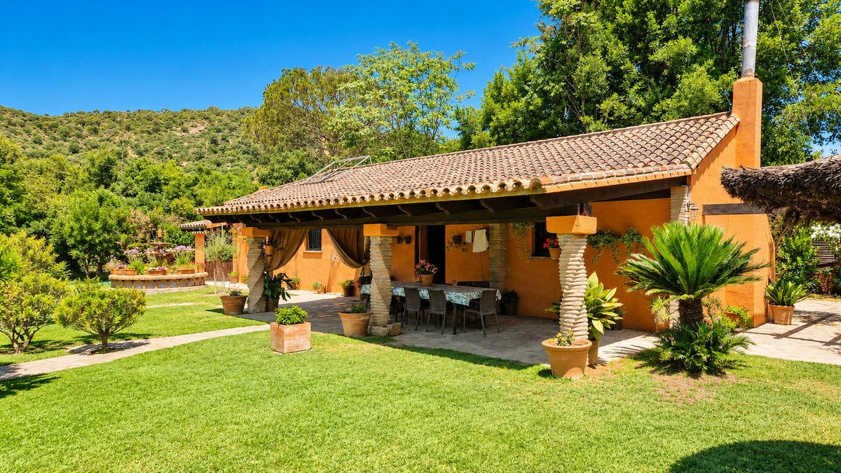 4 Bed Finca - Cortijo in Jimena de la Frontera