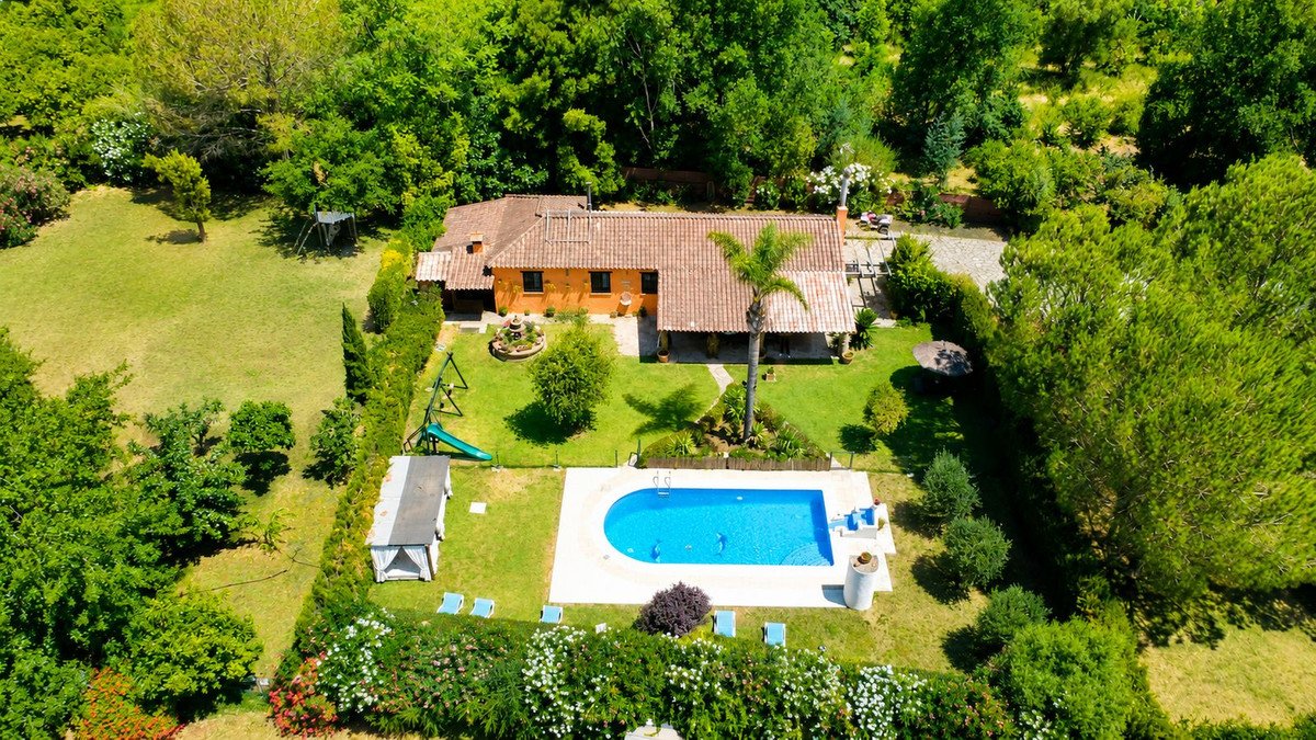 4 Bed Finca - Cortijo in Jimena de la Frontera