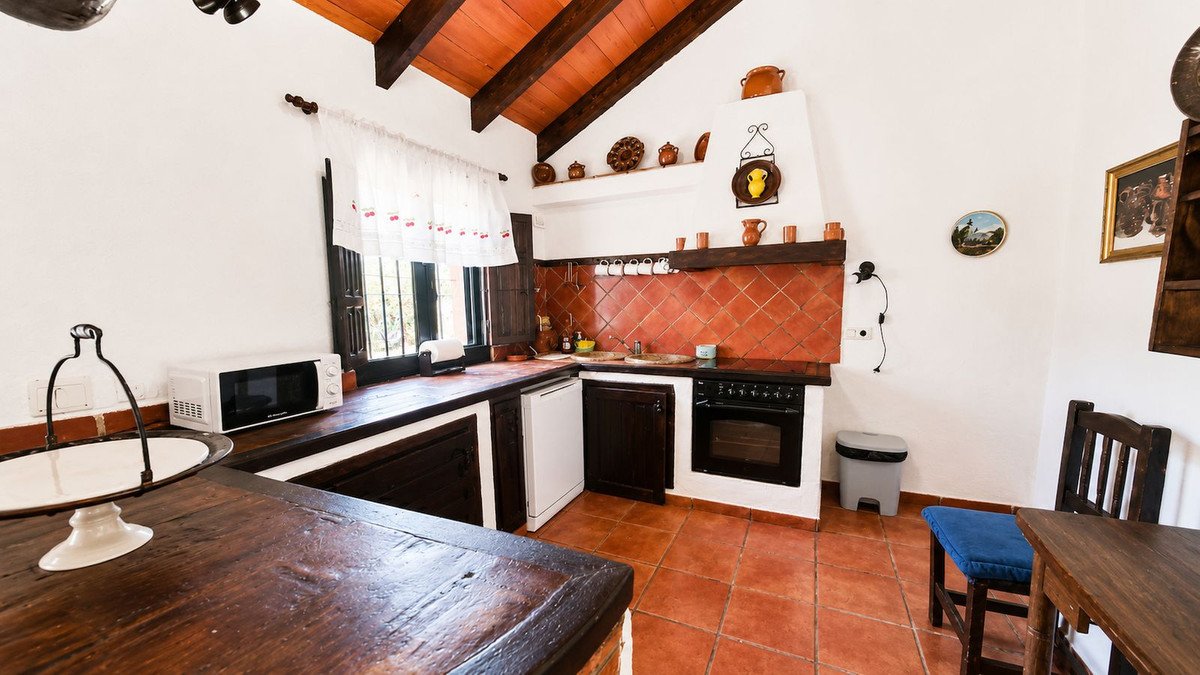 4 Bed Finca - Cortijo in Jimena de la Frontera